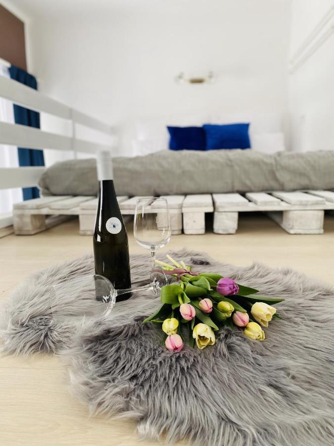 אגר Urania Apartmanhaz מראה חיצוני תמונה