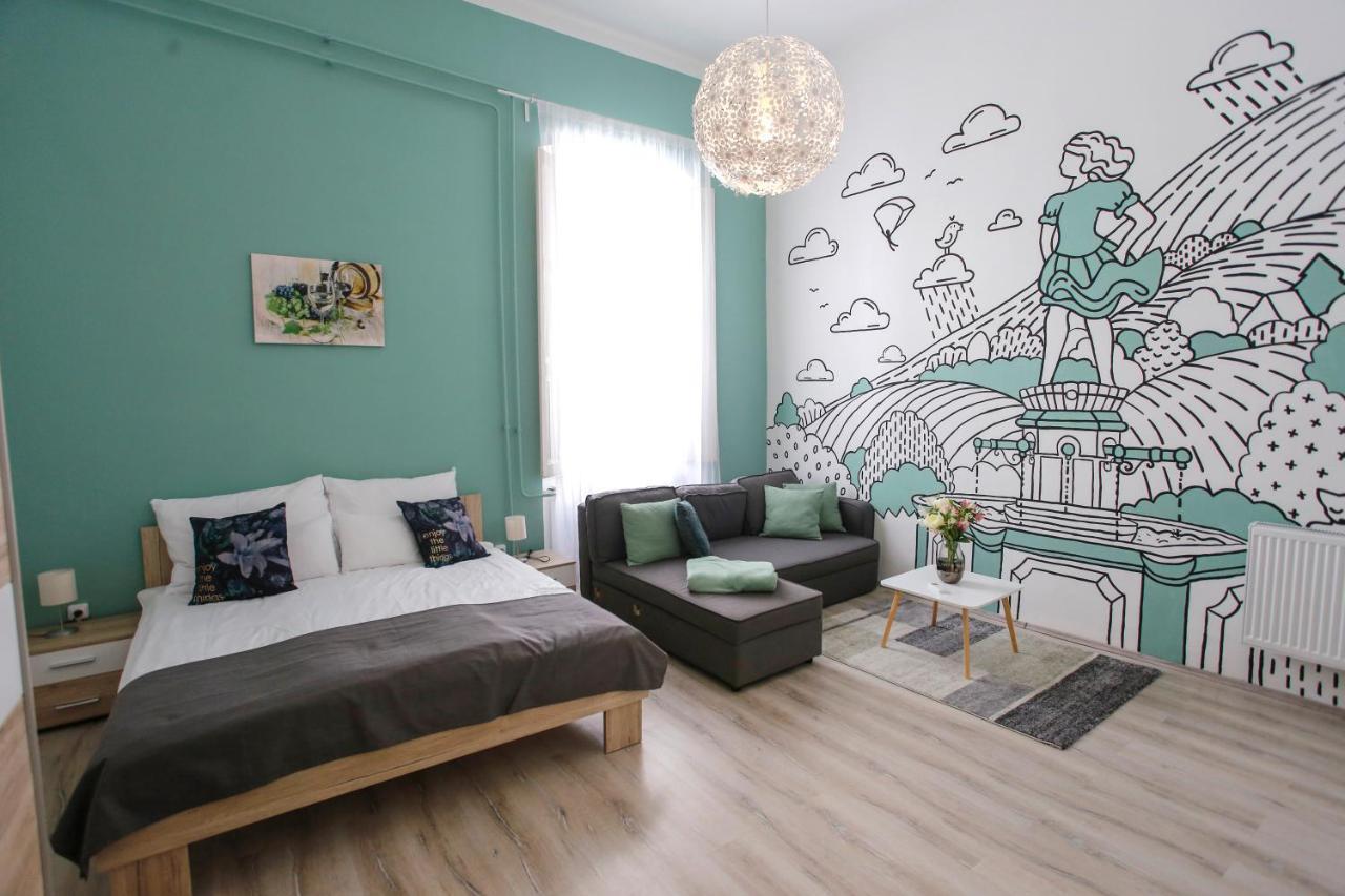 אגר Urania Apartmanhaz מראה חיצוני תמונה