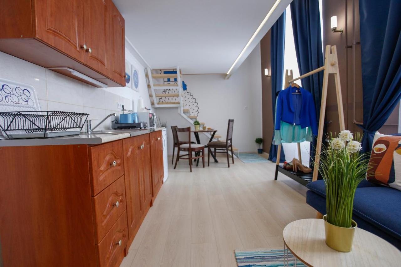 אגר Urania Apartmanhaz מראה חיצוני תמונה