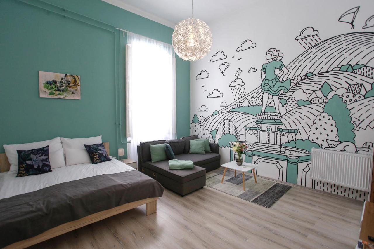 אגר Urania Apartmanhaz מראה חיצוני תמונה